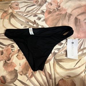 Nwt black Athleta low rise bottom size medium